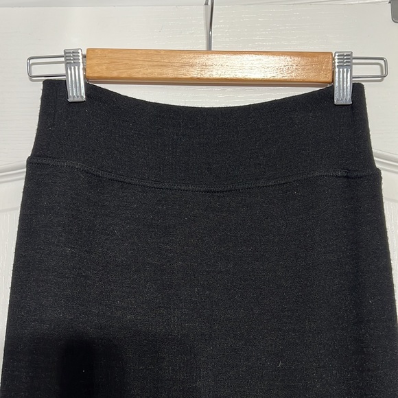 Aritzia Wilfred Free Shields Skirt - Picture 6 of 7